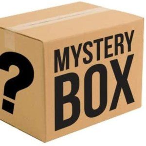 Mystery Box! Women's Clothes Size Small